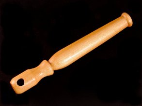 7" Long x 7/8" Diameter Varnished Wood Handle 2nds